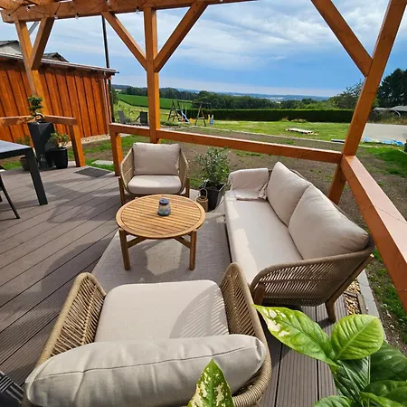 Ferienwohnung- Panoramaterrasse & Laendliche Ruhe