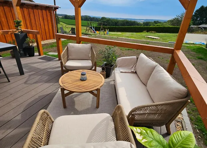 Ferienwohnung- Panoramaterrasse&ländliche Ruhe